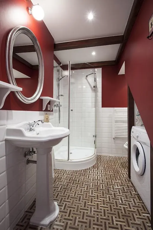 كراكوفيا Sodispar Mikolajska Old Town Apartments 0*,  بولندا