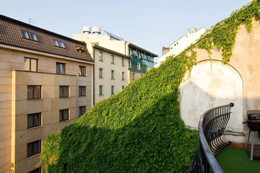 كراكوفيا Sodispar Mikolajska Old Town Apartments